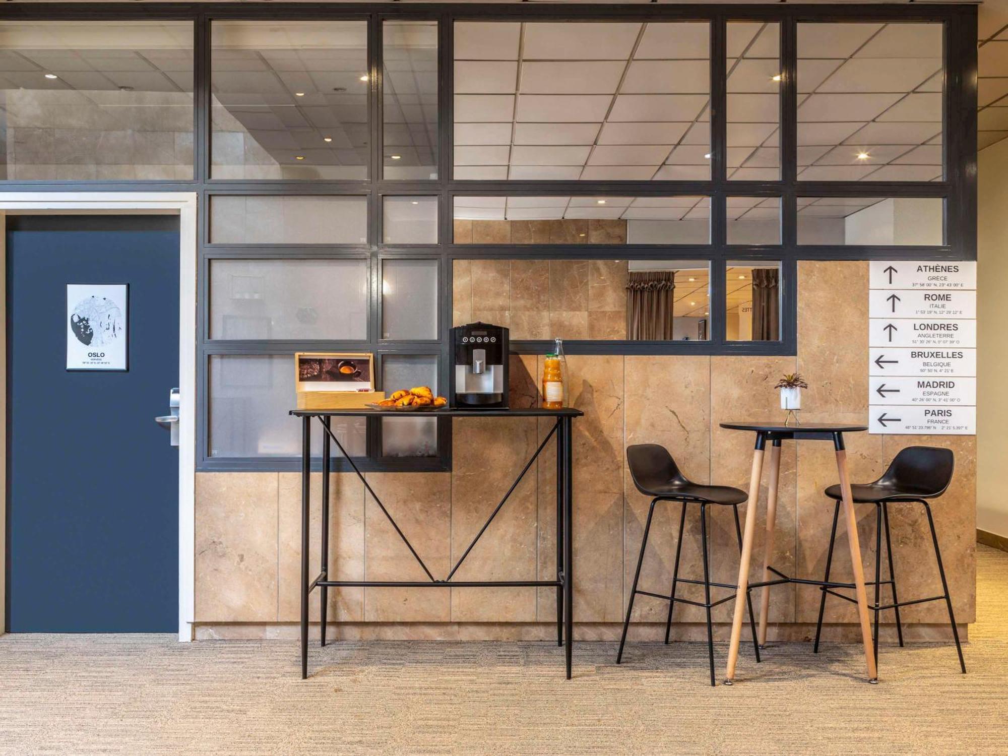 Ibis Paris Porte De Bercy Шарантон-льо-Пон Екстериор снимка